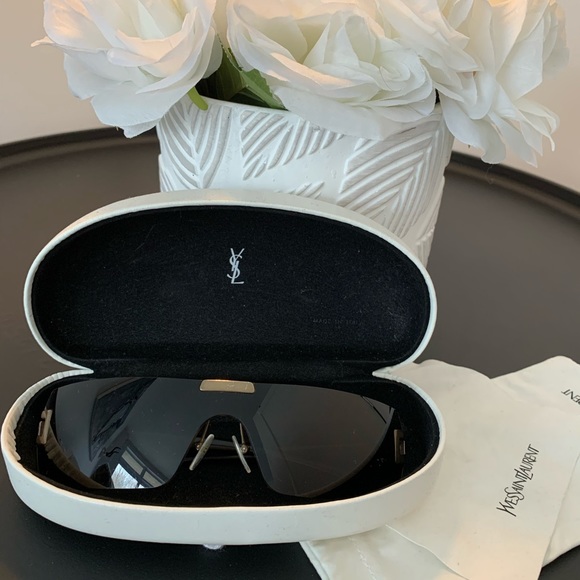 Yves Saint Laurent Accessories - Yves Saint-Laurent sunglasses